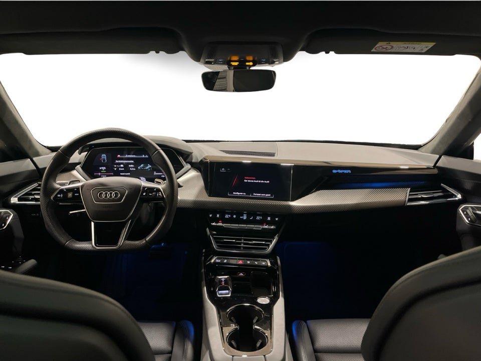 Audi e-tron GT quattro 4d