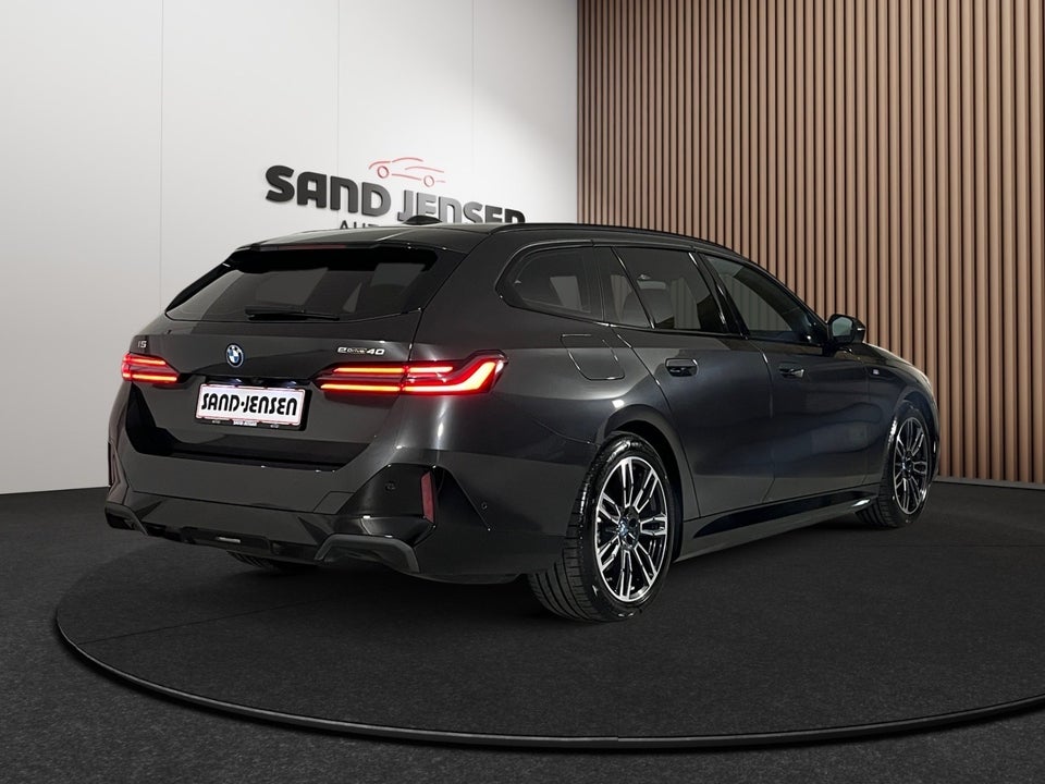 BMW i5 eDrive40 Touring M-Sport Pro 5d