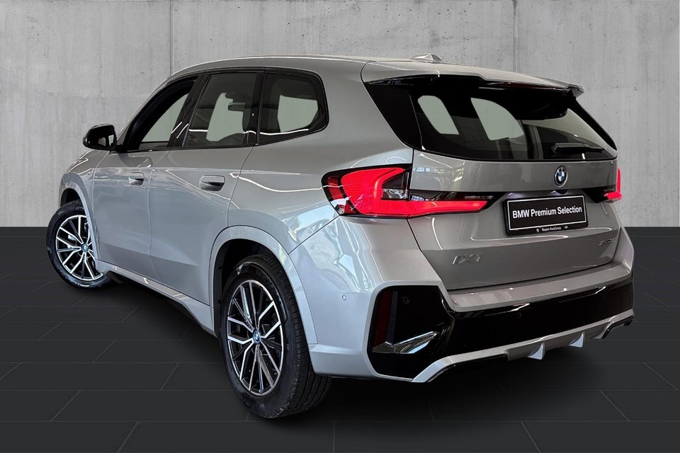 BMW iX1 xDrive30 M-Sport 5d