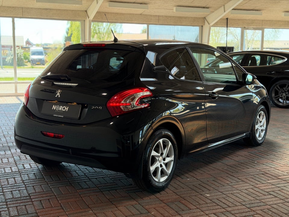 Peugeot 208 1,2 VTi Access 3d