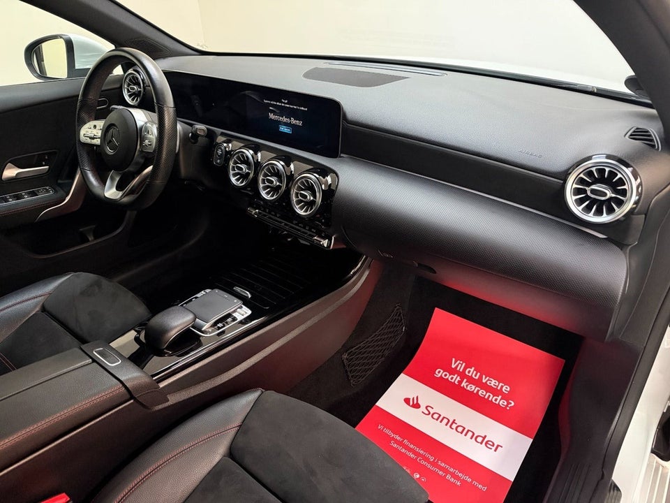 Mercedes A220 2,0 AMG Line aut. 4Matic 5d