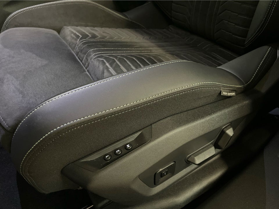 Peugeot e-5008 77 GT Pack 7prs 5d