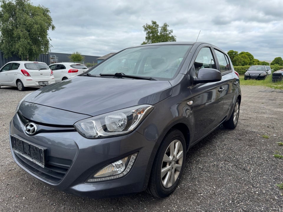 Hyundai i20 1,25 Classic XTR 5d