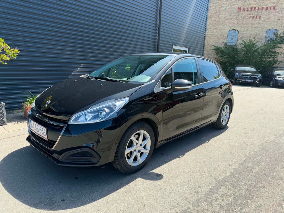 Peugeot 208 1,2 VTi 82 Intense 5d