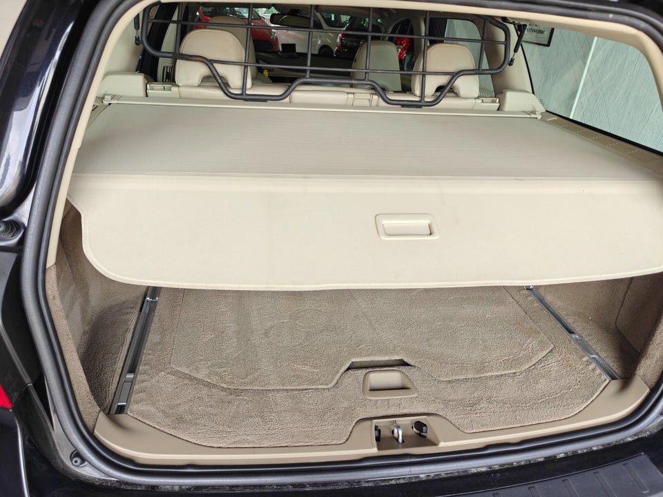 Volvo V70 2,5 T Momentum 5d
