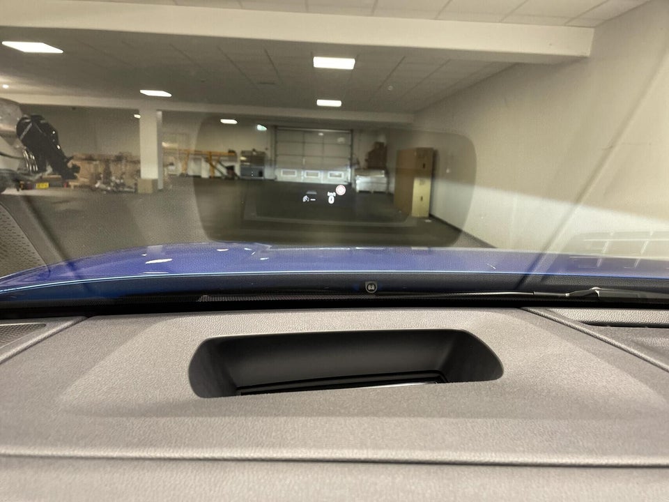 Ford Capri 77 Select Extended Range 5d