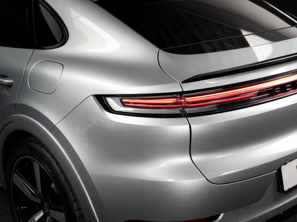 Porsche Cayenne 3,0 E-Hybrid Coupé Tiptr. 5d
