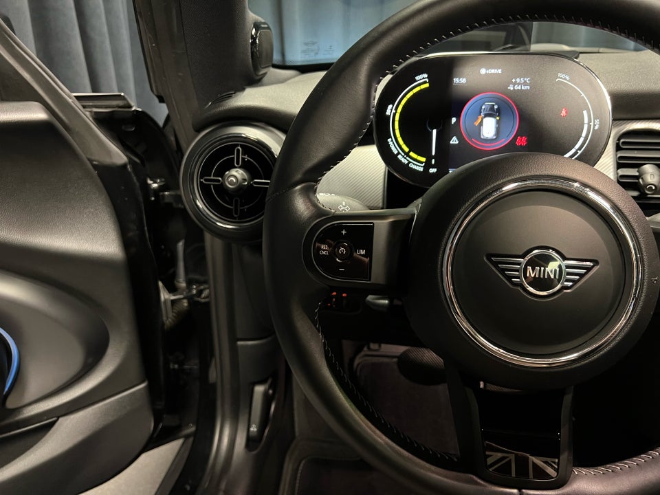 MINI Cooper SE Yours Trim 3d
