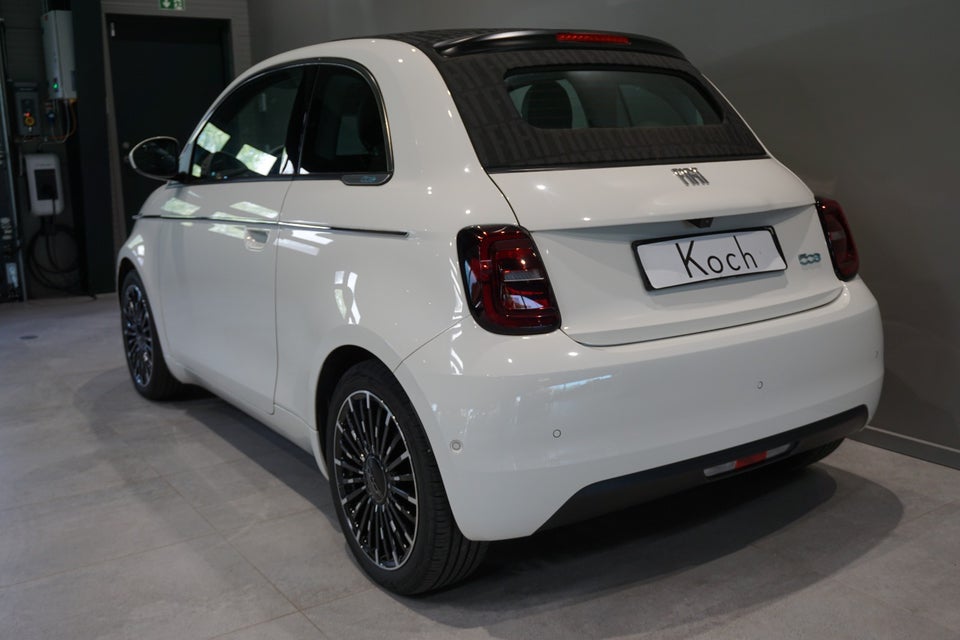 Fiat 500e 42 la Prima by Bocelli Cabrio 2d