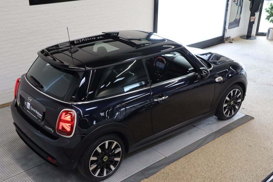 MINI Cooper SE Yours 3d