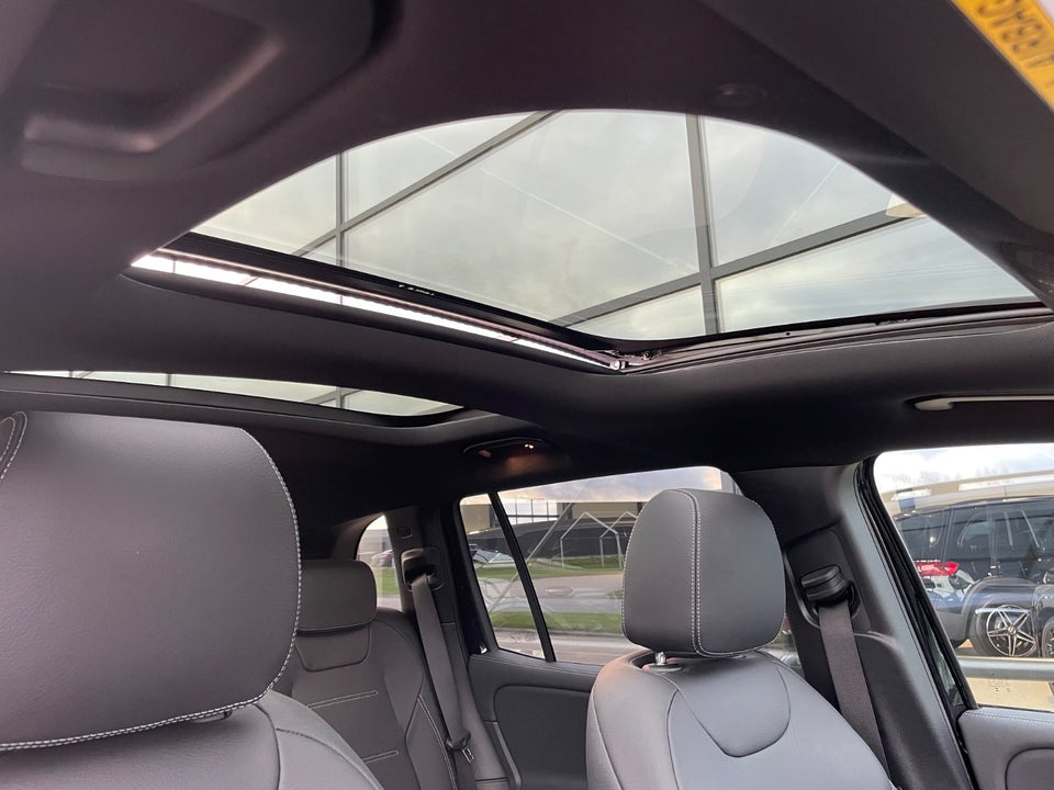 Mercedes EQB350 AMG Premium 4Matic 5d