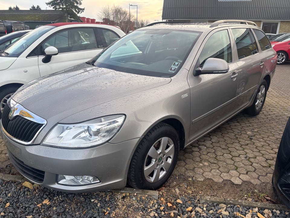 Skoda Octavia 1,2 TSi 105 Ambiente Combi DSG 5d