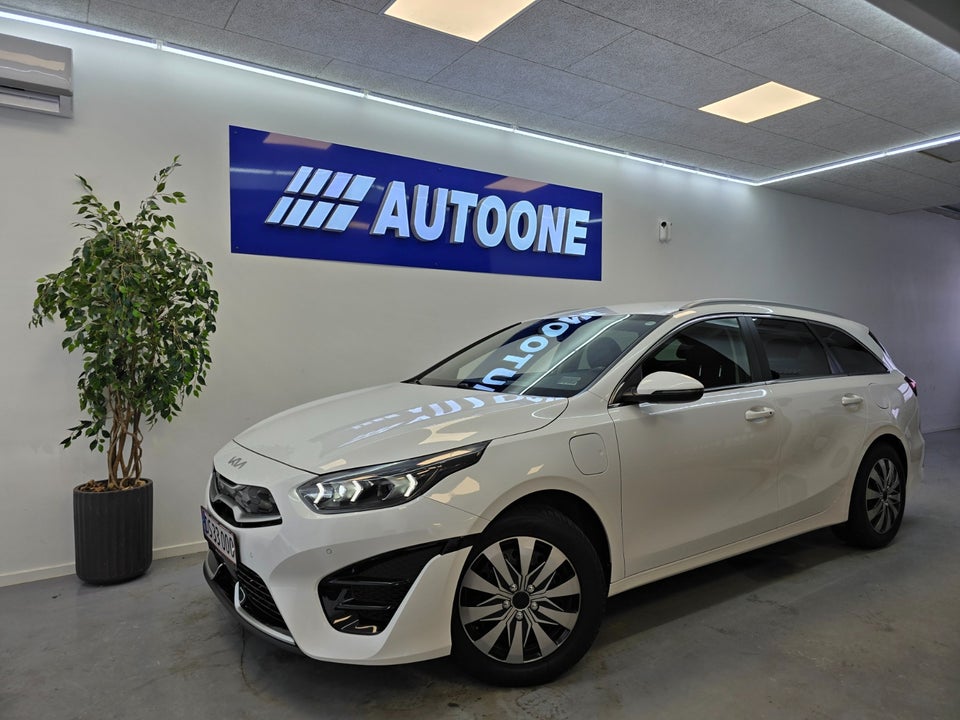 Kia Ceed 1,6 PHEV Upgrade SW DCT 5d