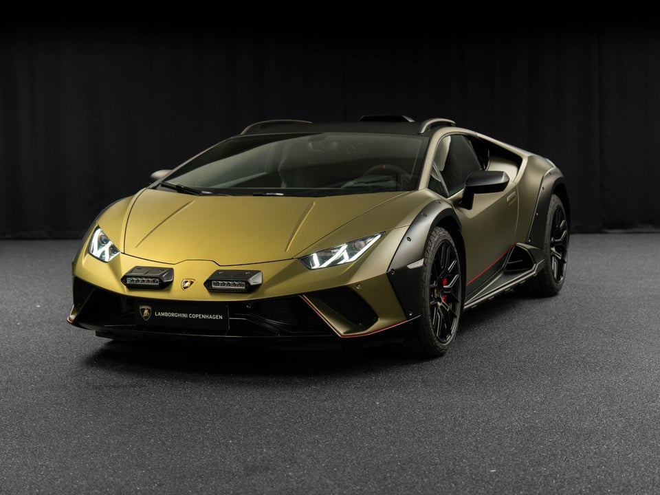 Lamborghini Huracan 5,2 Sterrato 2d