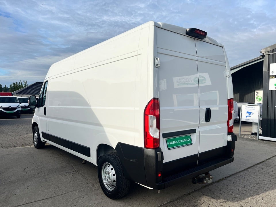 Peugeot Boxer 435 2,2 BlueHDi 165 L3H2 Premium