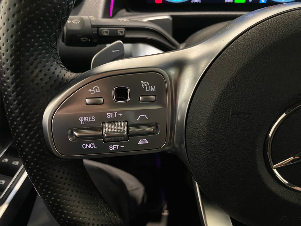 Mercedes EQB300 AMG Line 4Matic 5d