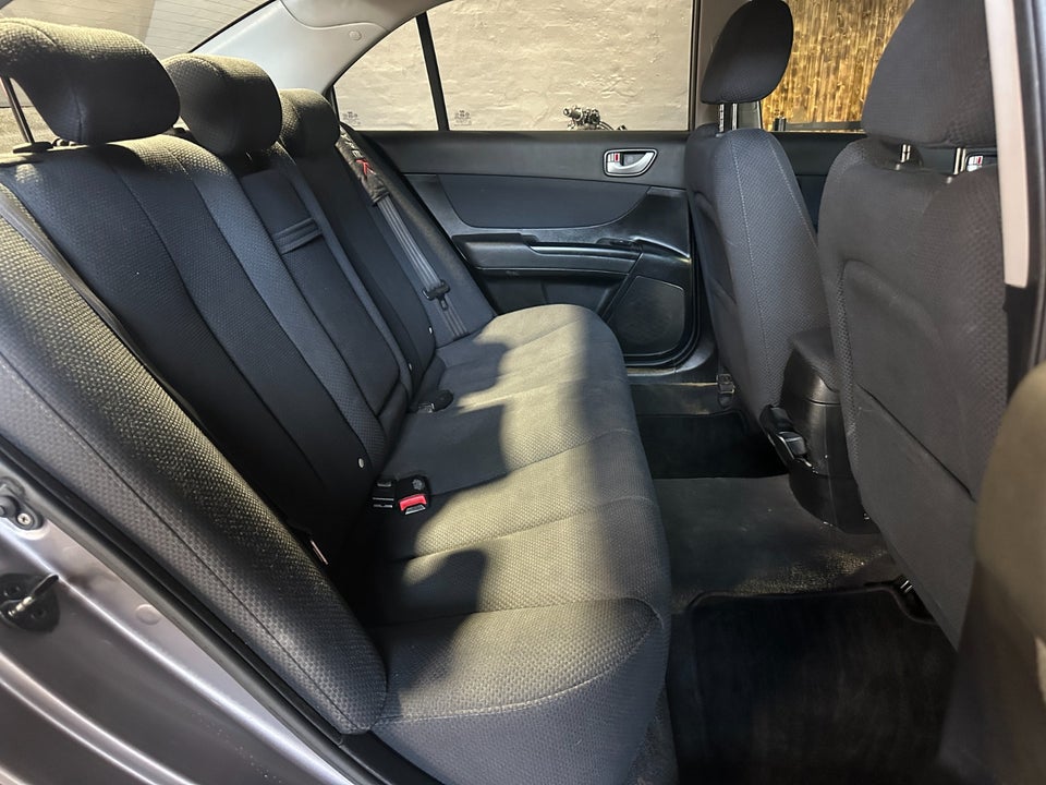 Hyundai Sonata 2,4 GLS 4d