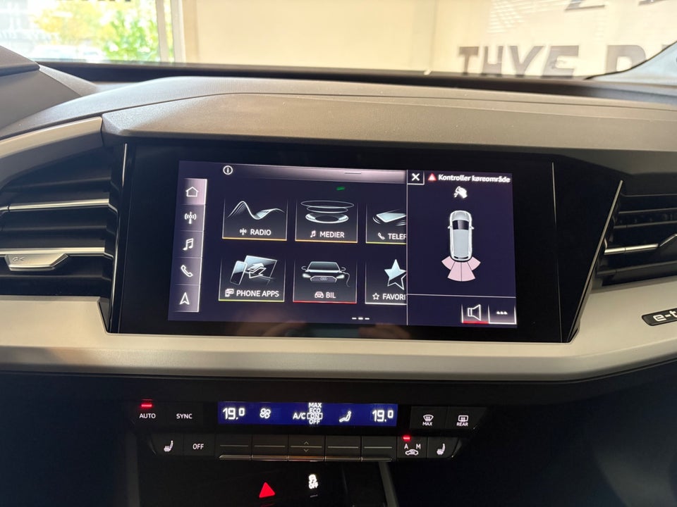 Audi Q4 e-tron 40 Advanced 5d