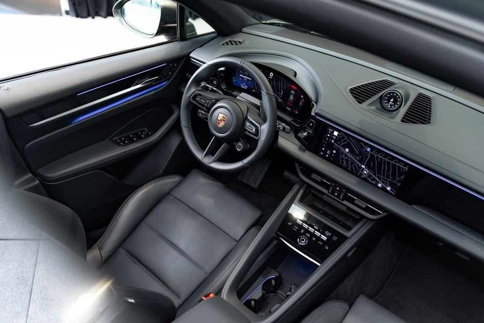 Porsche Macan 5d