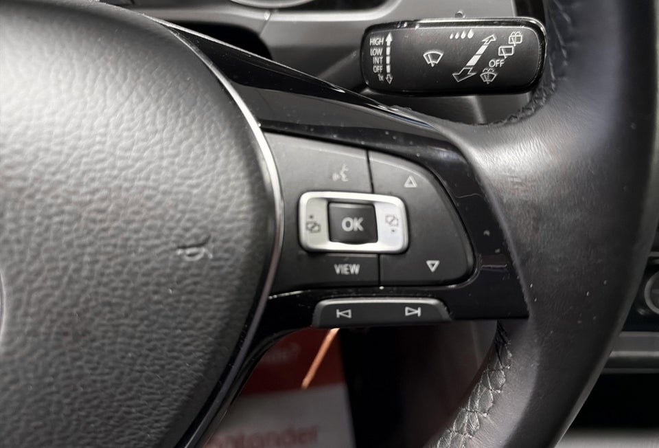 VW Touran 2,0 TDi 122 Comfortline Van 5d