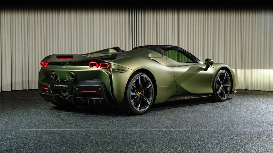 Ferrari SF90 Spider 4,0 DCT 2d