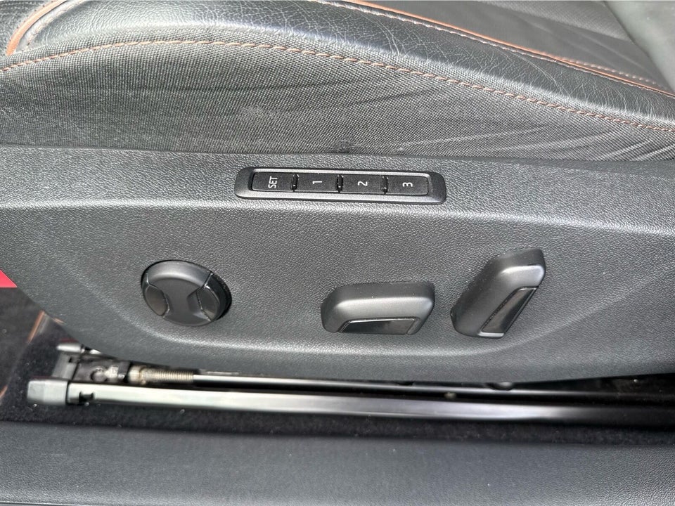 Skoda Enyaq 80 iV Plus Suite 5d