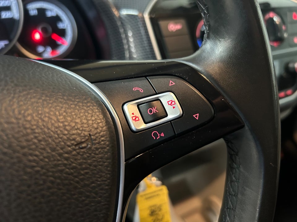 VW Up! 1,0 MPi 60 Move Up! ASG BMT 5d