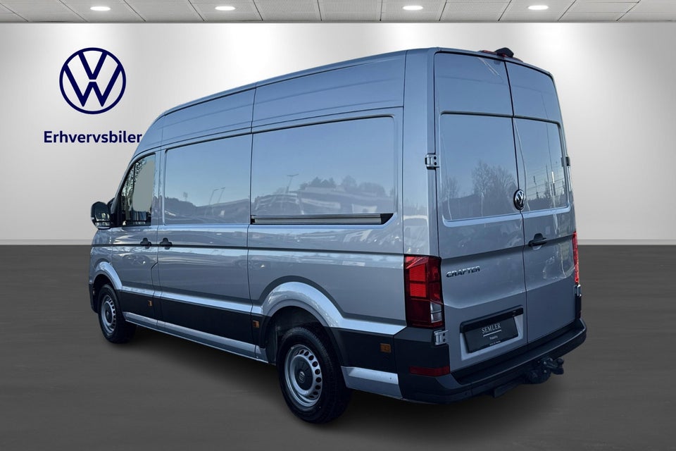 VW Crafter 35 2,0 TDi 177 Kassevogn L3H3 aut.