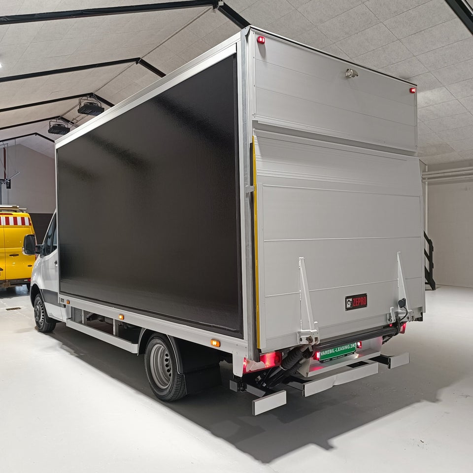 Mercedes Sprinter 516 2,2 CDi A3 Chassis RWD 2d