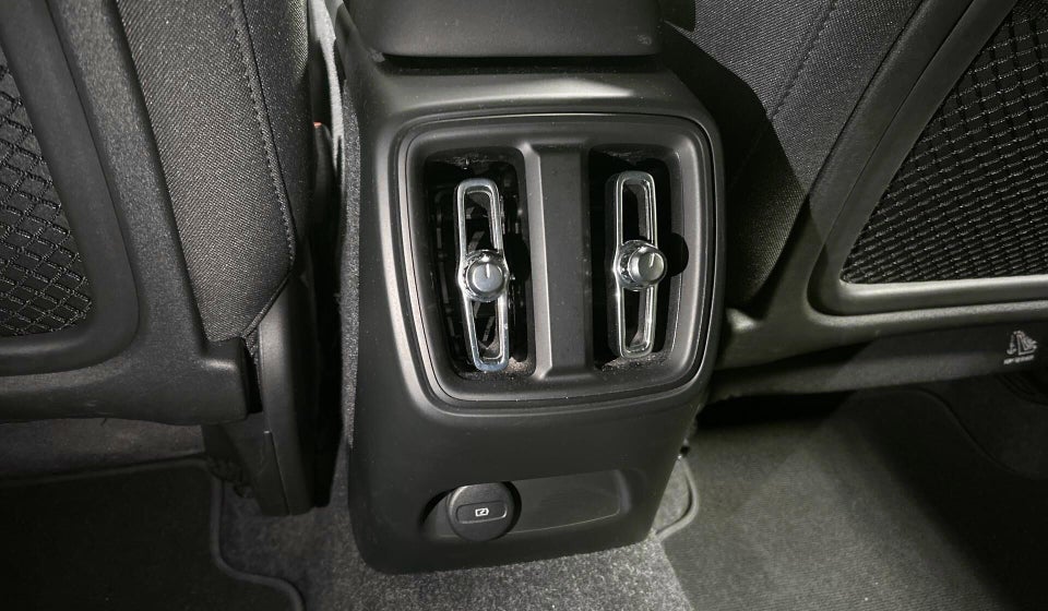 Volvo XC40 P6 ReCharge Core 5d