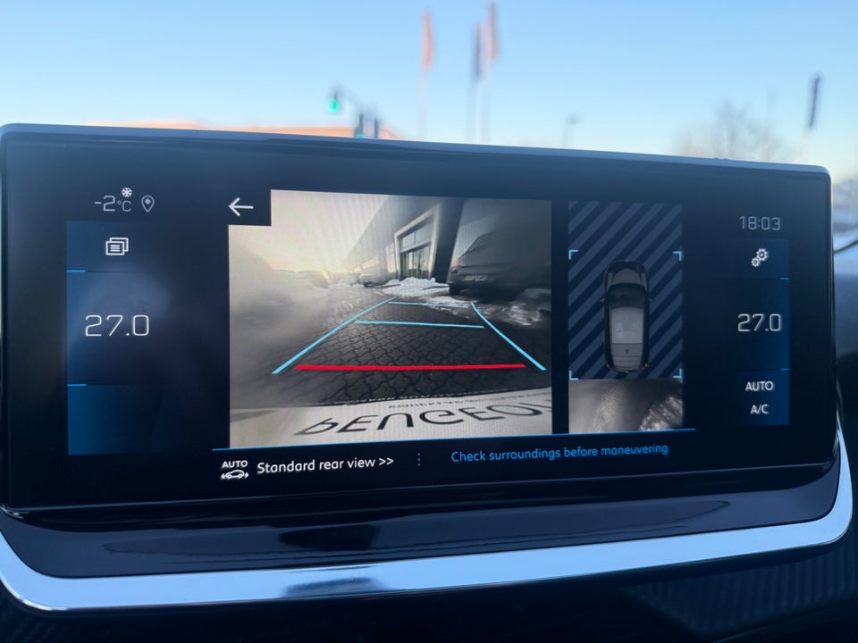 Peugeot 208 1,2 PureTech 100 Allure Sky 5d