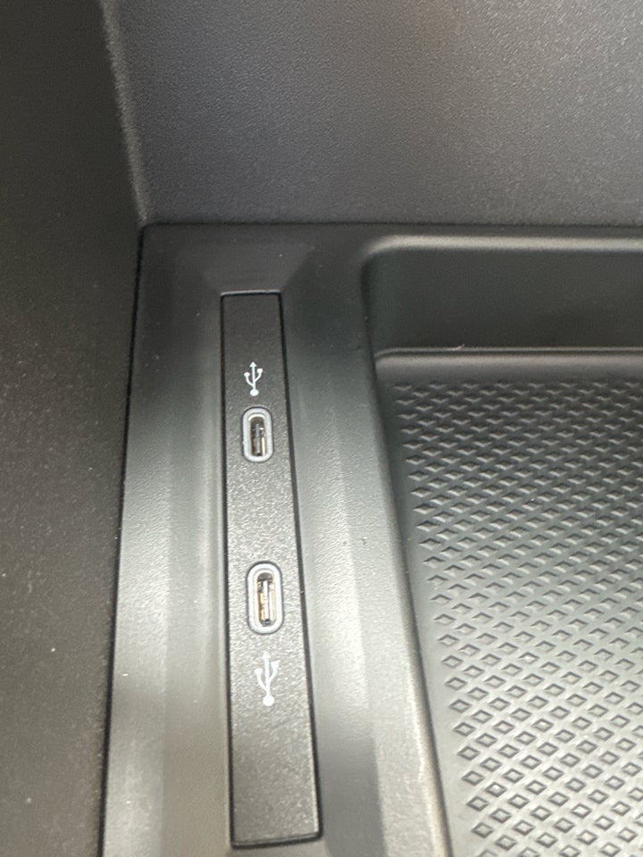 Ford Grand Tourneo Connect 2,0 EcoBlue Trend aut. 5d