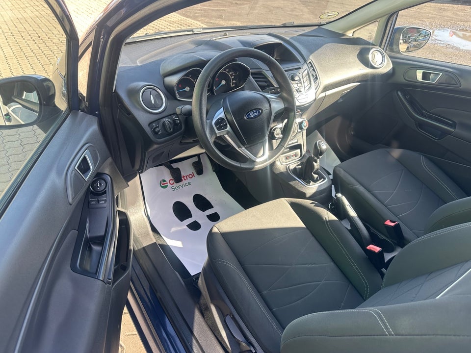 Ford Fiesta 1,0 65 Titanium 5d