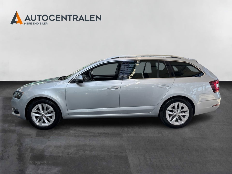 Skoda Octavia 2,0 TDi 150 Celebration Combi DSG 5d