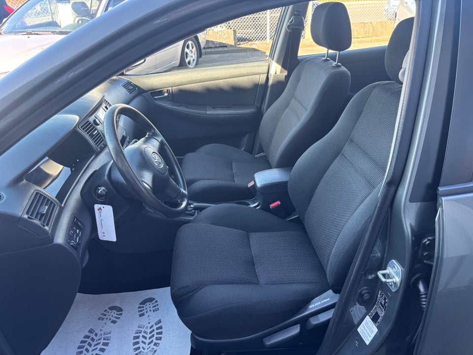 Toyota Corolla 1,4 Terra 5d