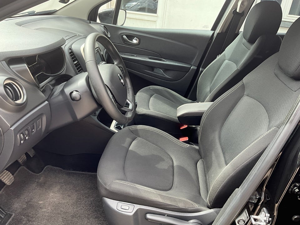 Renault Captur 0,9 TCe 90 Intens 5d