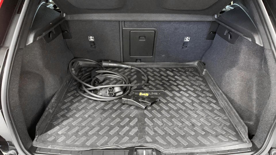 Volvo XC40 P6 ReCharge Core 5d