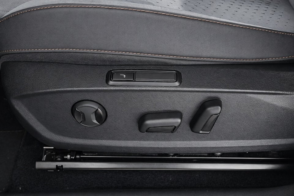 Cupra Born 58 Dinamica Pack High 5d