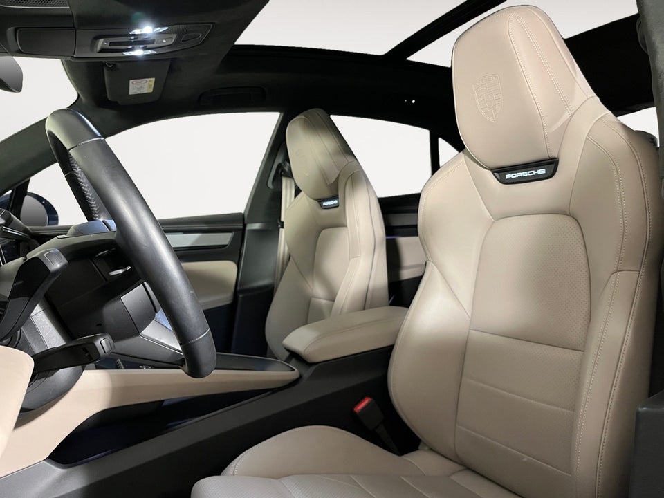 Porsche Macan Turbo 5d
