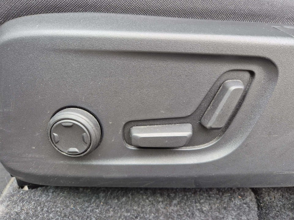 Volvo XC40 P6 ReCharge Ultimate 5d