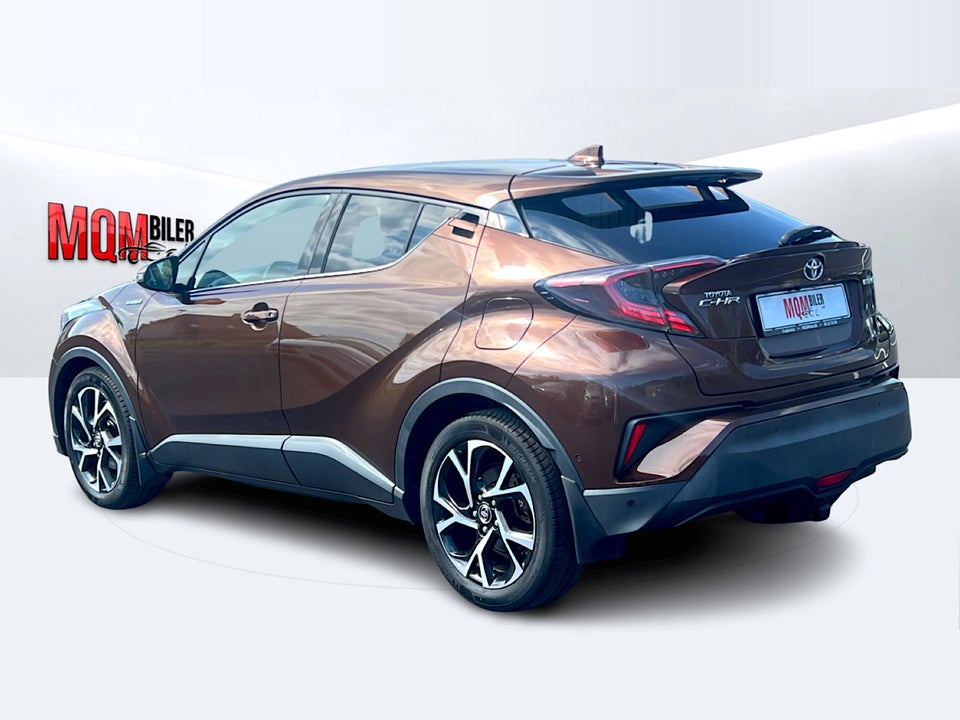 Toyota C-HR 1,8 Hybrid Premium Selected CVT 5d