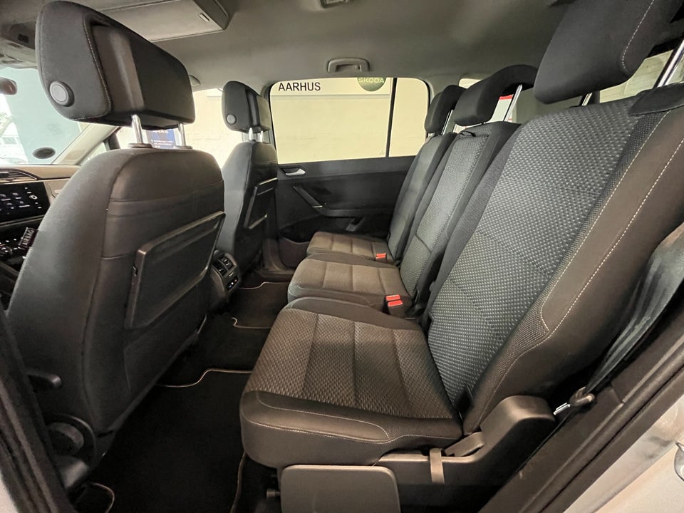 VW Touran 1,6 TDi 115 Comfortline DSG 7prs 5d