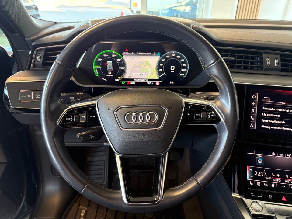 Audi e-tron 55 Advanced quattro 5d