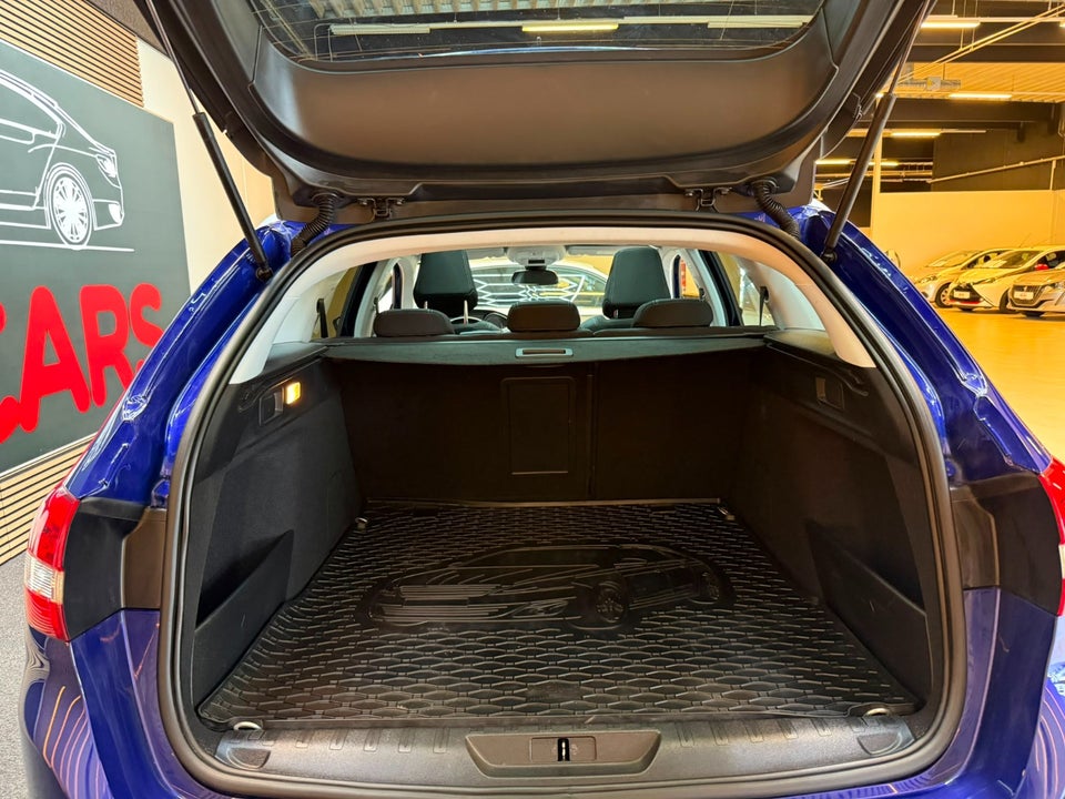 Peugeot 308 1,2 PureTech 130 Selection Sky SW 5d