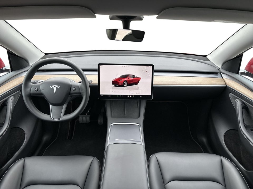 Tesla Model Y Long Range AWD 5d