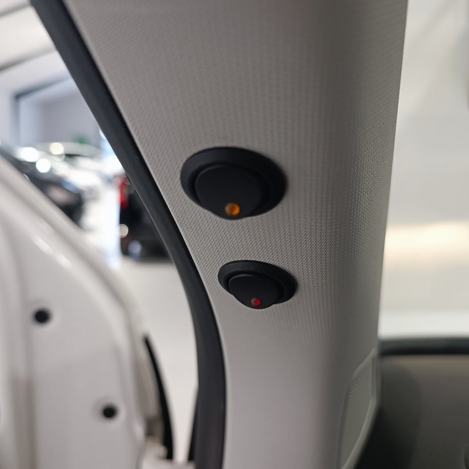 VW Transporter 2,0 TDi 199 Kassevogn DSG 4Motion kort