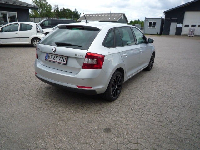 Skoda Rapid 1,2 TSi 90 Ambition DSG 5d