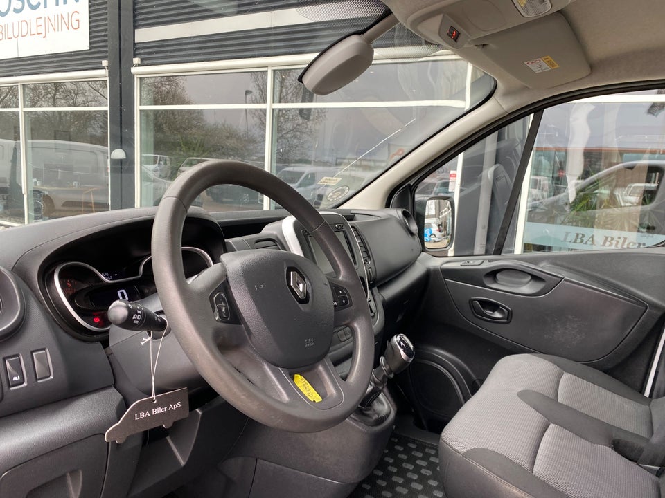 Renault Trafic T29 2,0 dCi 145 L1H1