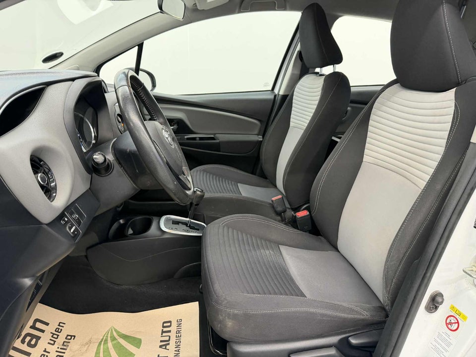 Toyota Yaris 1,5 Hybrid H2 e-CVT Van 5d