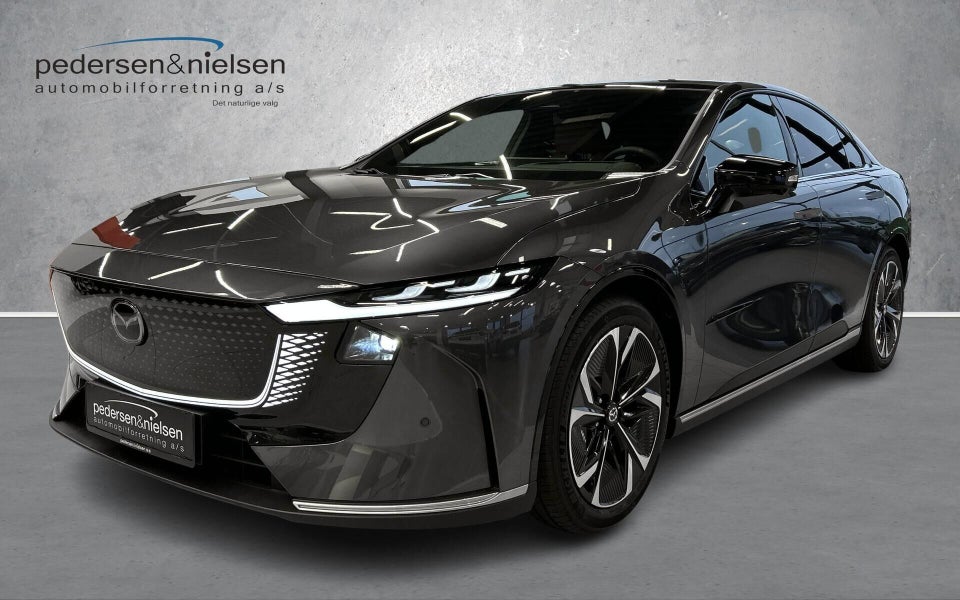 Mazda 6e Takumi+ Long Range 5d